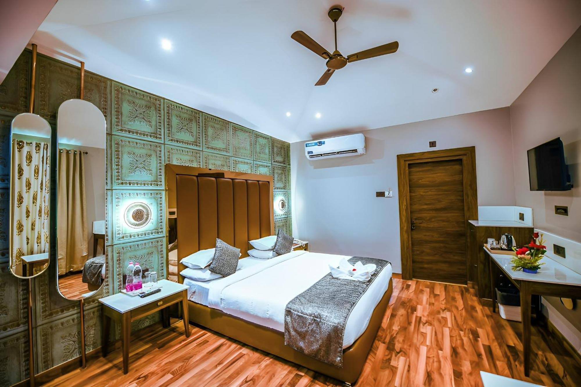Hotel Holiday Resort Hotel Puri