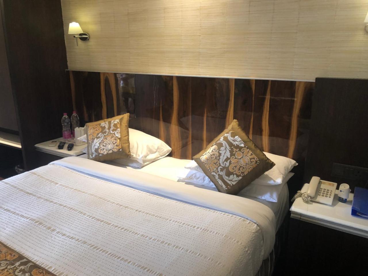 Hotel Holiday Resort 3*